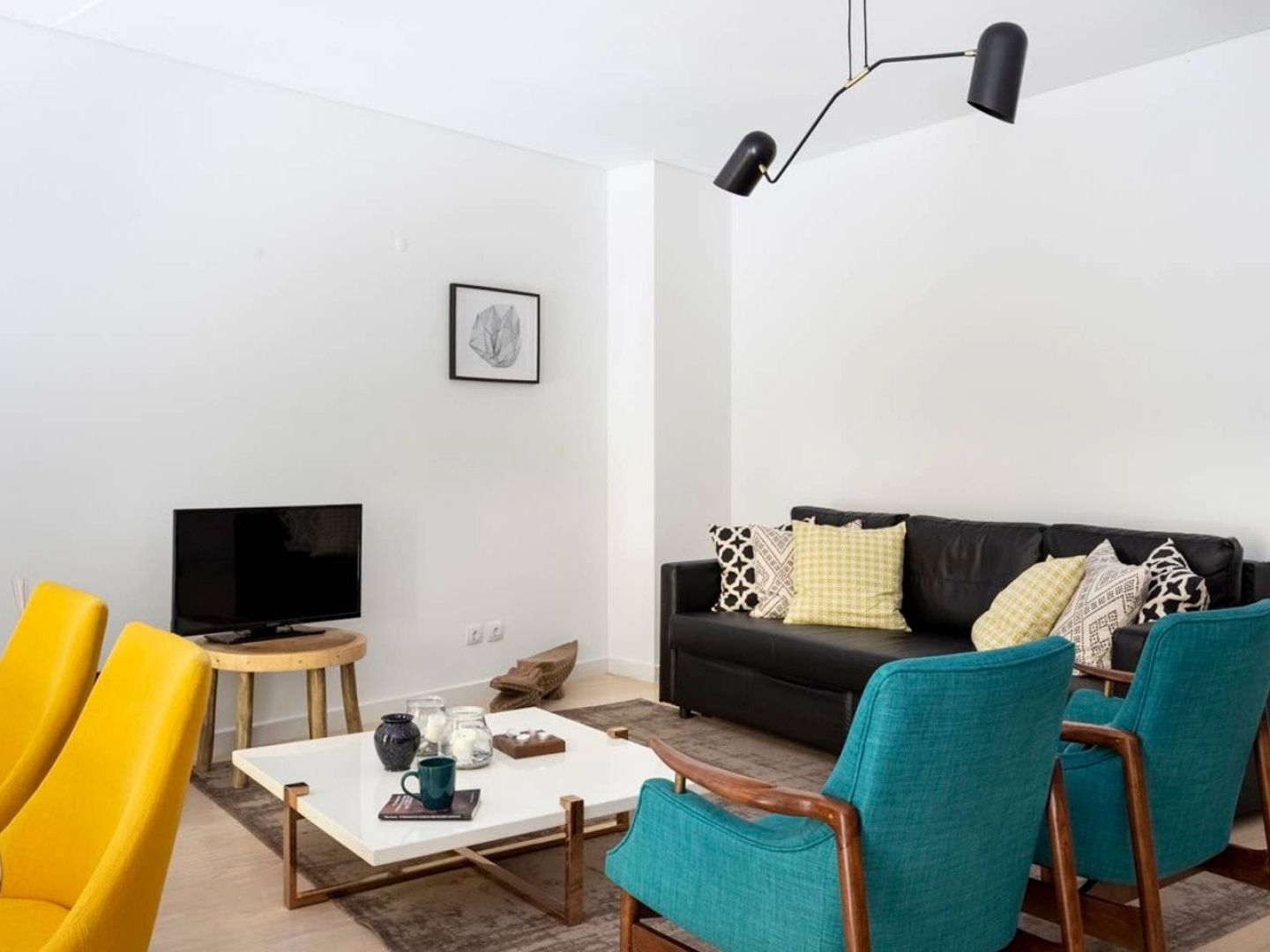 Altido Bright And Elegant 1Br Home With Workspace And Huge Terrace In Pena, Close By Viewpoint Lisboa エクステリア 写真